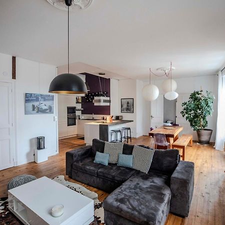 L'Appartement Lieu De Qualite En Centre Ville De 波城 外观 照片